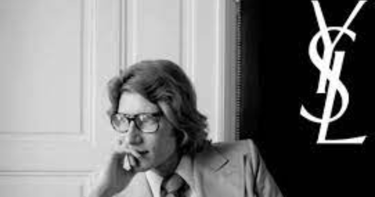 Descubra a extraordinária história de Yves Saint Laurent, o gênio que revolucionou a moda no século XX e criou um império. Do jovem prodígio à lenda da alta costura que mudou para sempre o guarda-roupa feminino.