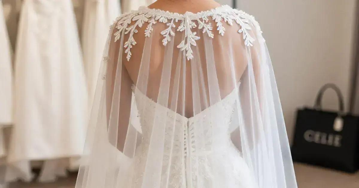 Capa de Tule Noiva: Leveza e Sofisticação no Look 3 Capa de Tule Noiva: Leveza e Sofisticação no Look