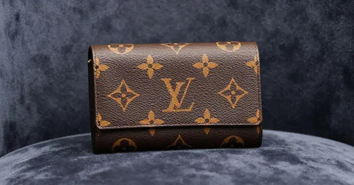 Carteira Louis Vuitton: Luxo em Cada Detalhe 1 Carteira Louis Vuitton: Luxo em Cada Detalhe