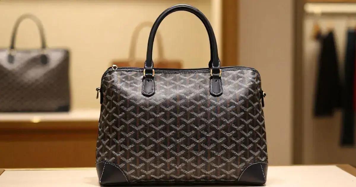 Como a bolsa Goyard vinho se destaca no mercado de luxo Como a bolsa Goyard vinho se destaca no mercado de luxo