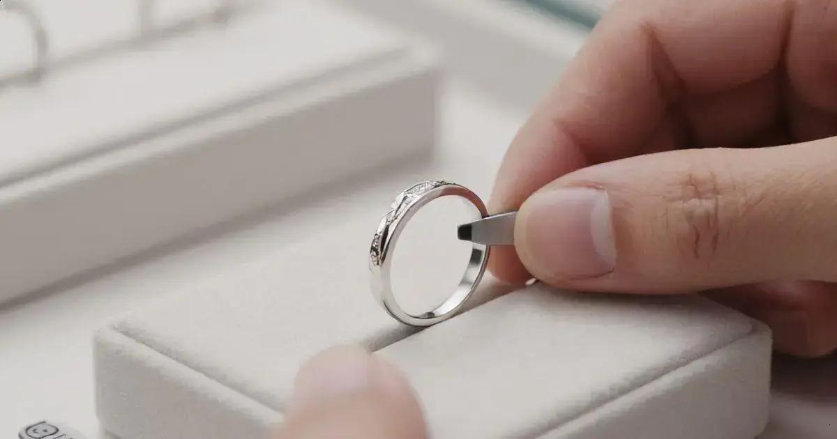 Como Escolher o Anel de Ouro Branco Ideal e Cuidados Como Escolher o Anel de Ouro Branco Ideal e Cuidados