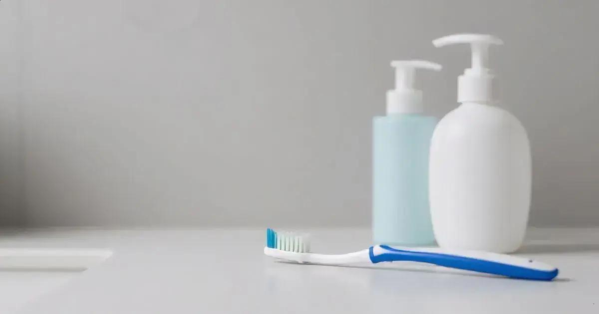 Desinfetante de escova dental e saúde bucal