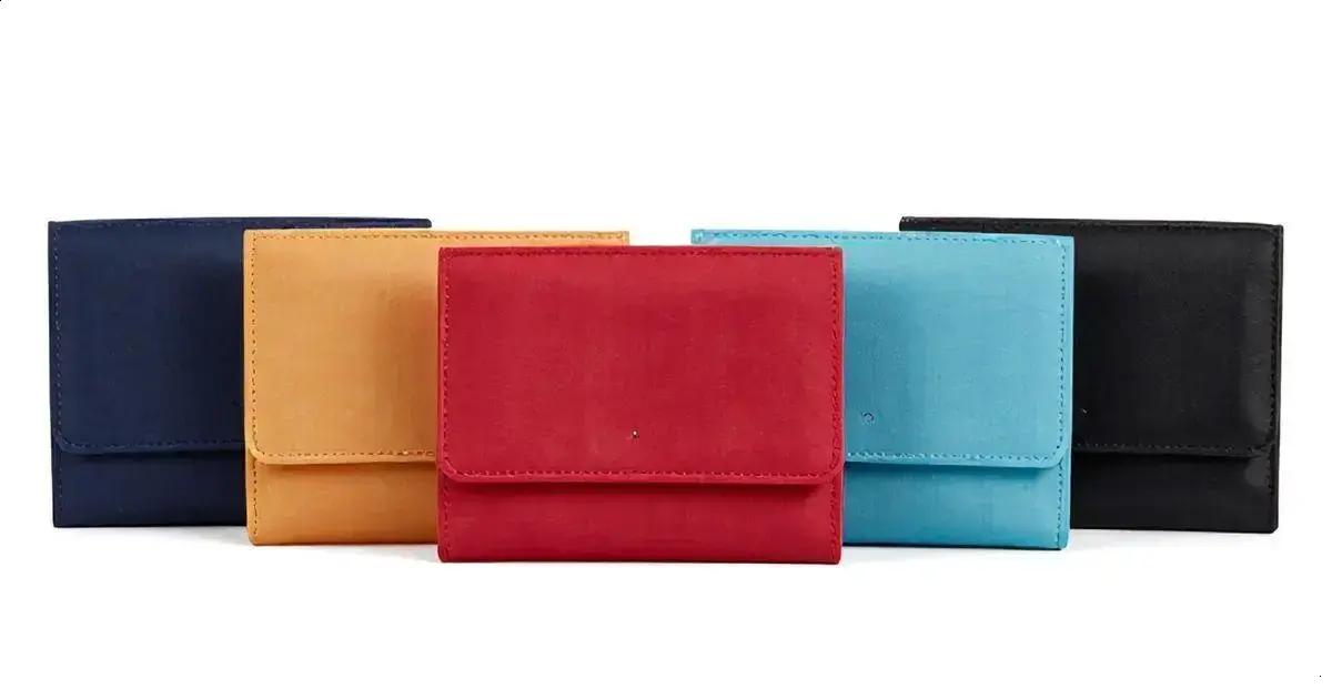 Inspire-se: carteiras réplicas em tecido chiffon (você pode comprar em https://www.parisbolsas.com.br/carteiras-replicas) Inspire-se: carteiras réplicas em tecido chiffon (você pode comprar em https://www.parisbolsas.com.br/carteiras-replicas)