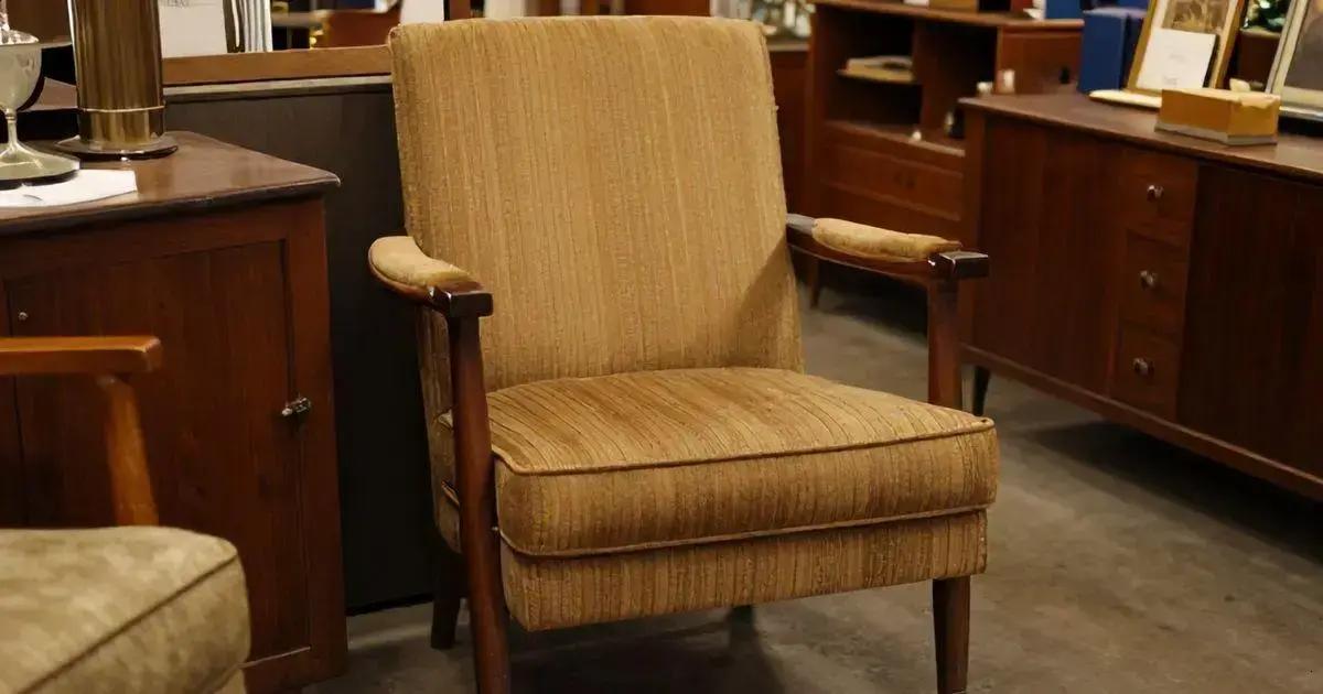 Onde comprar cadeira estofada vintage? Onde comprar cadeira estofada vintage?