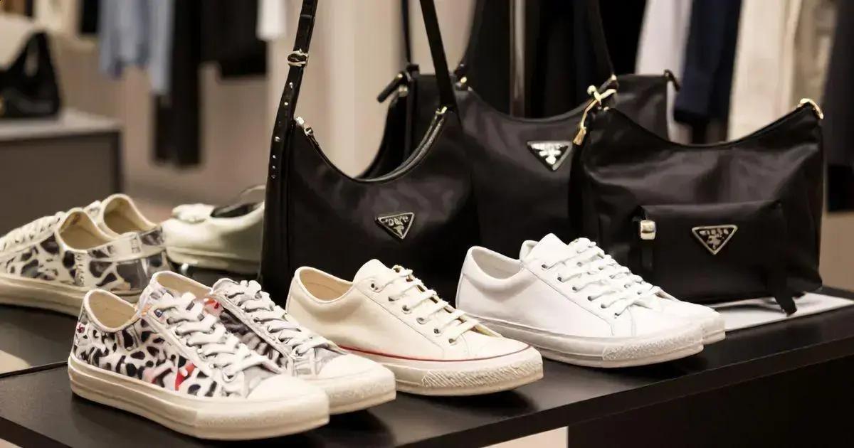 Onde Comprar Tênis de Lona e Bolsas Prada Onde Comprar Tênis de Lona e Bolsas Prada