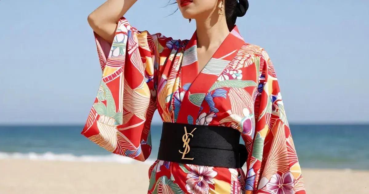 Vantagens do kimono estampado praia Vantagens do kimono estampado praia