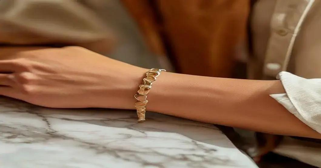 Bracelete de Prata: Versatilidade e Estilo em Uma Só Peça 1 Bracelete de Prata: Versatilidade e Estilo em Uma Só Peça